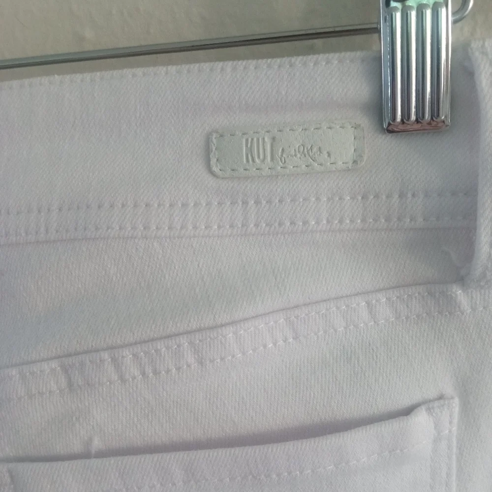 ❌❌SOLD❌❌ Kut From The Kloth Cuffed White Capri Jeans | 6 NWOT - Picture 8 of 10